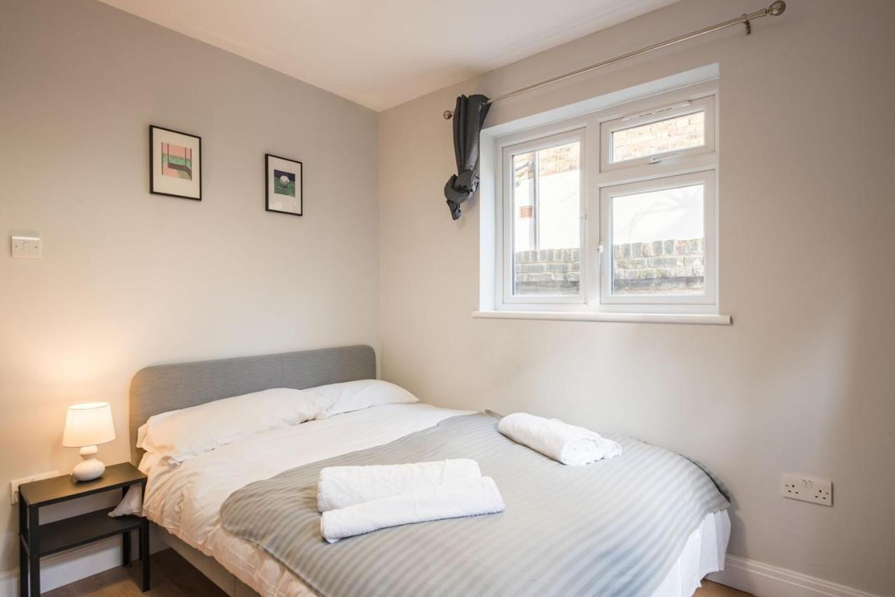 Comfortable Flat In Hammersmith Apartment London Exterior photo